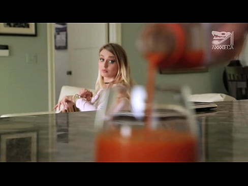 ❤️ Халуухан охин нь том хөхтэй, бариу pussy авдаг тахиа нь ялагдагч, гэхдээ маш хэцүү ️ Хөөрхөн порно mn.pornochaturbate.ru ☑